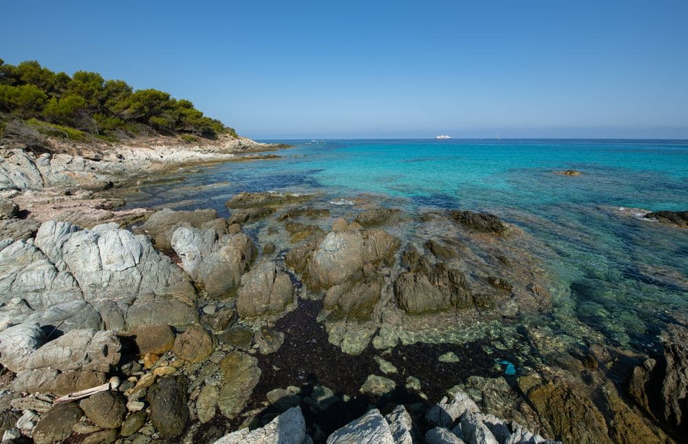 Coast of Mediterranean sea in southern France - Francecomfort