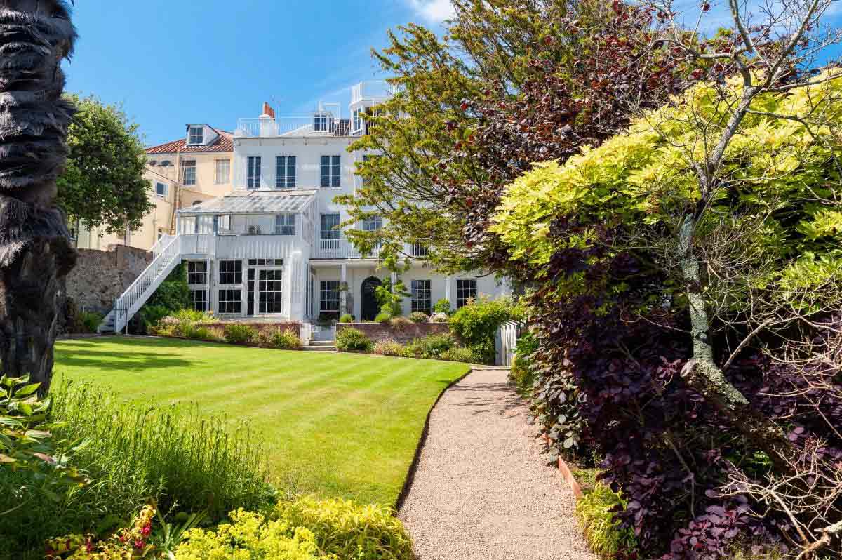 hauteville-house-maison-hugo-guernsey-compressor hauteville-house-maison-hugo-guernsey-compressor