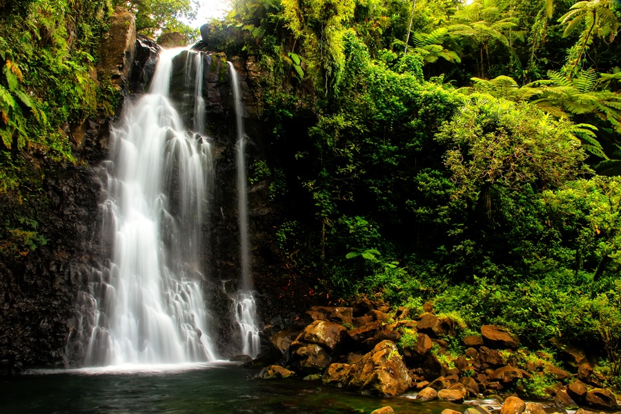 Fidji-Middle-Tavoro-Waterfalls