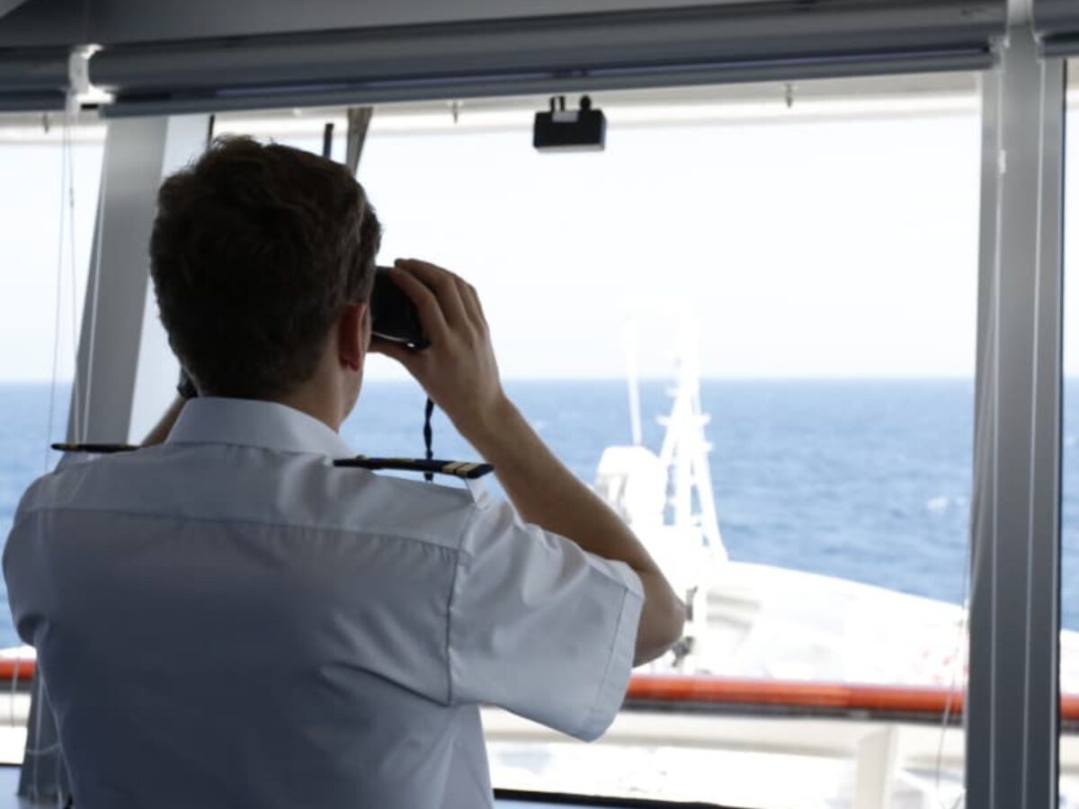 Cruise ship FAQ The role of the captain