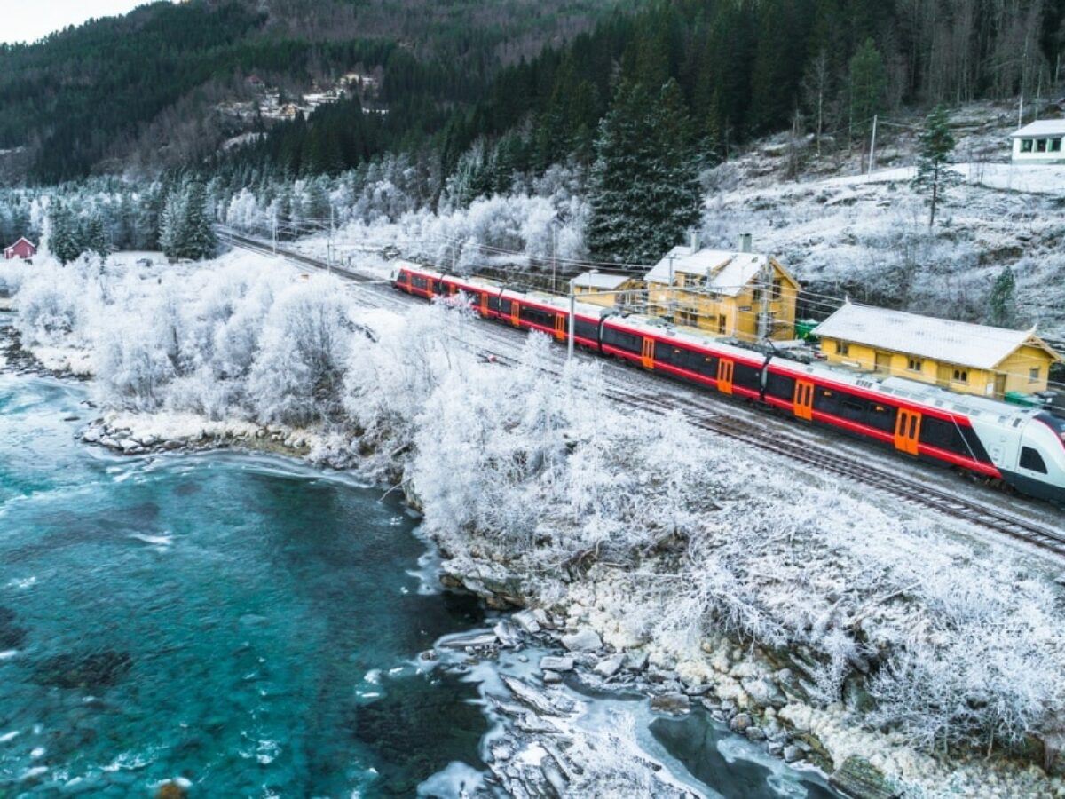 Norway's most beautiful train journeys | PONANT Magazine