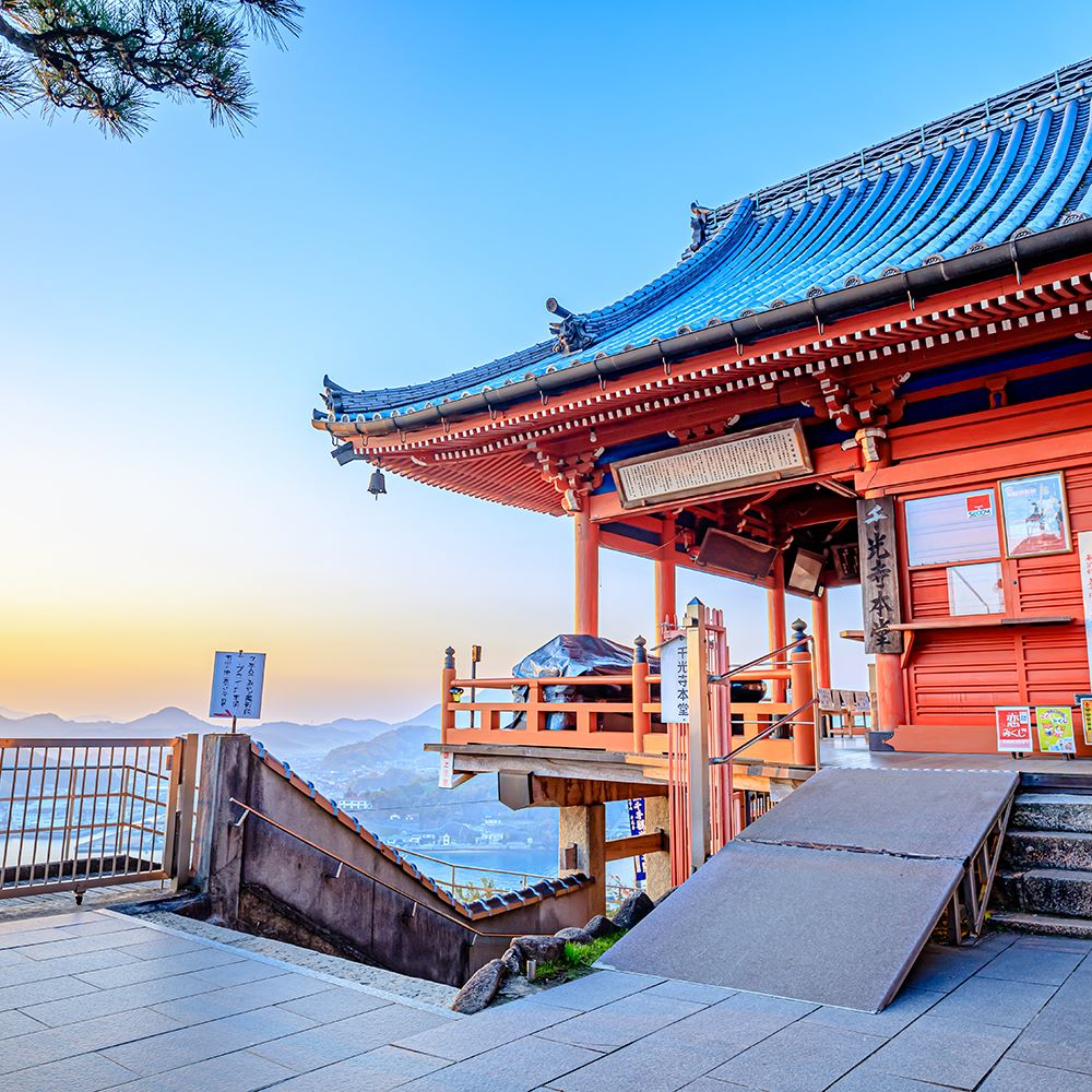 tower bridge over welland canal