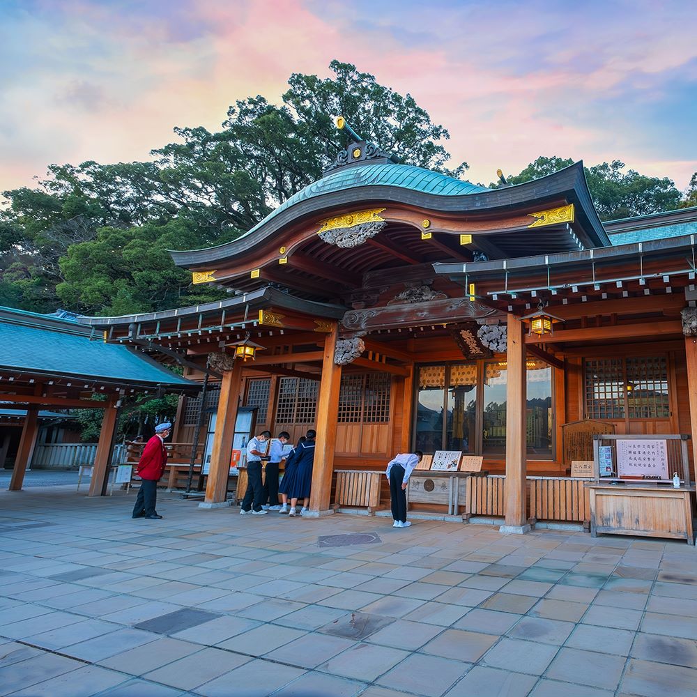 Classic and modern art and architecture abound in Milwaukee including the Quadracci Pavilion