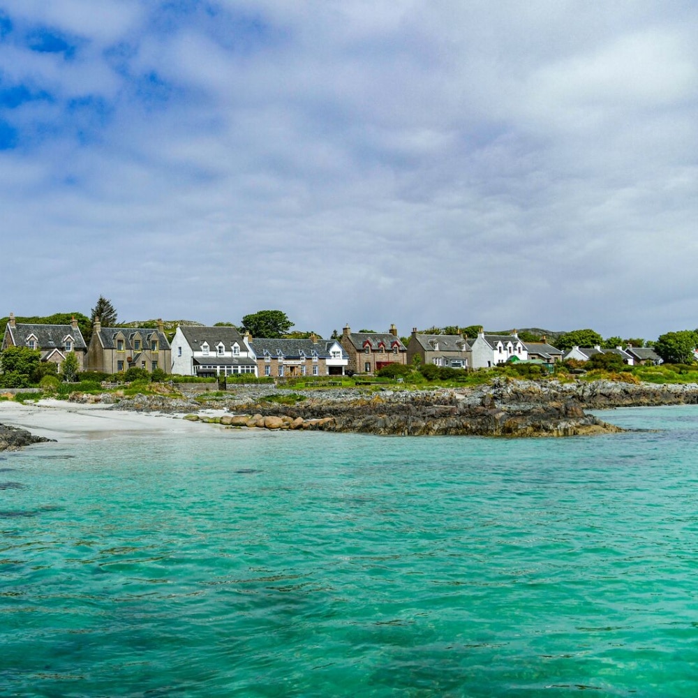 Les eaux turquoise de l’île de Iona